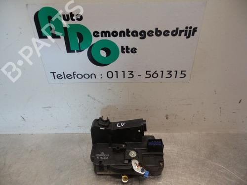 Used Front left lock RENAULT TRAFIC II Van (FL) 1.9 dCi 100 (FL0C) (101 hp) 19591098