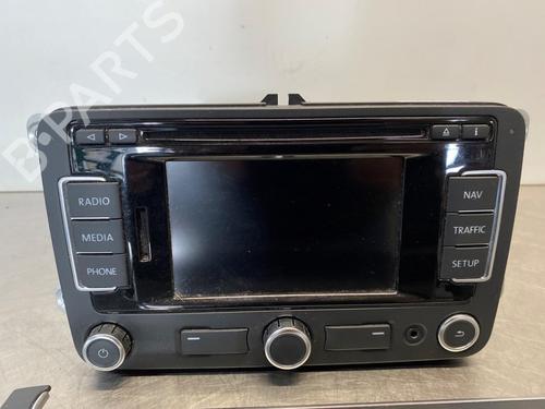 Radio VW POLO V (6R1, 6C1) 1.2 TDI | BP28300138E6 