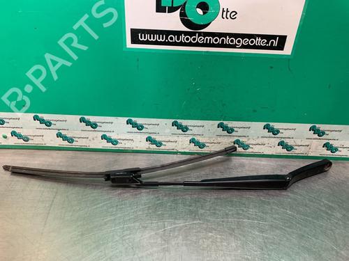 Used Front windshield wiper arm SEAT IBIZA IV ST (6J8, 6P8) 1.2 TDI (75 hp) 19619806