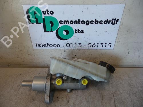 Used Brake master cylinder FORD FOCUS II Turnier (DA_, FFS, DS) 1.6 TDCi (109 hp) 19589057