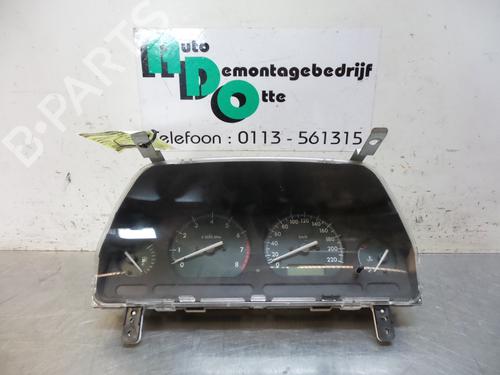 Used Instrument cluster LAND ROVER FREELANDER I (L314) 2.5 V6 4x4 (177 hp) 19585829