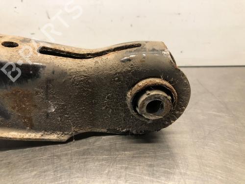 Querlenker links hinten VOLVO V40 Hatchback (525) D2 | BP30052153M14