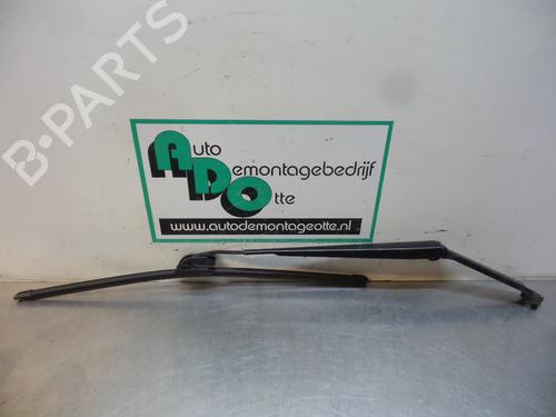 Used Front windshield wiper arm NISSAN X-TRAIL I (T30) 2.2 DCi (114 hp) 19609625