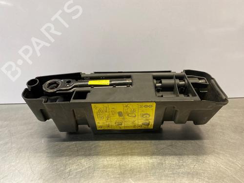 Reservehjul kit Reservehjul kit RENAULT ESPACE IV (JK0/1_) 2.0 (JK09) (136 hp) 32701971 32701971