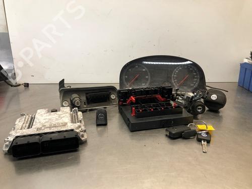 Used Switch VW CADDY III Box Body/MPV (2KA, 2KH, 2CA, 2CH) 2.0 SDI (70 hp) 30794059