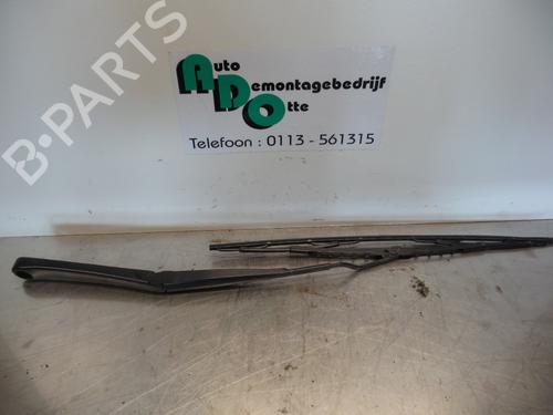 Used Front windshield wiper arm SAAB 9-3 Estate (E50) 1.8t 2.0 (150 hp) 19589535