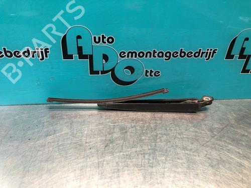 Used Rear windshield wiper arm VW GOLF VI (5K1) 2.0 TDI (110 hp) 25601193
