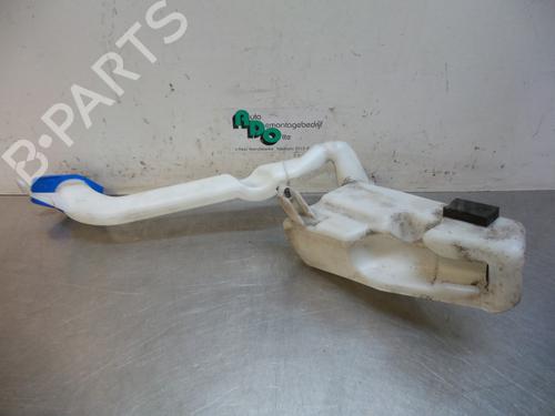 Used Windscreen washer tank Windscreen washer tank 19599183 19599183
