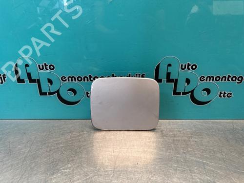 Used Fuel flap SUZUKI IGNIS I (FH) 1.3 (HV51, HX51, RG413) (83 hp) 28299528