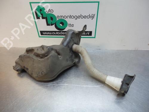 Used Windscreen washer tank CITROËN C4 Coupe (LA_) 1.4 16V (88 hp) 19605997