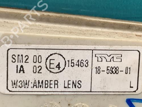 Left front indicator VOLVO V40 Estate (645) 2.0 | BP19626683C32 