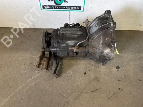 Gearbox MERCEDES-BENZ /8 (W115) 200 (115.015) | BP19585038M3 