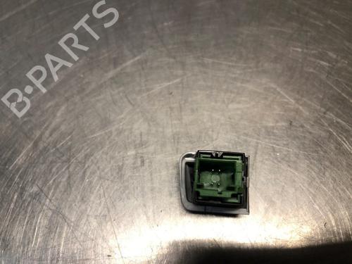 Switch PEUGEOT 208 I (CA_, CC_) 1.2 VTI 82 | BP29965545I30