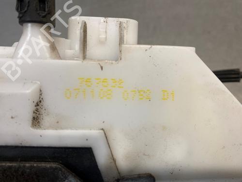 Front right lock RENAULT TWINGO II (CN0_) 1.2 (CN0D) | BP28299925C97 