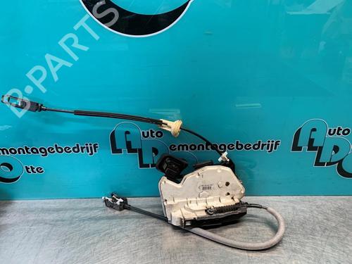 Used Front right lock VW GOLF VI (5K1) 1.4 TSI (122 hp) 19627195