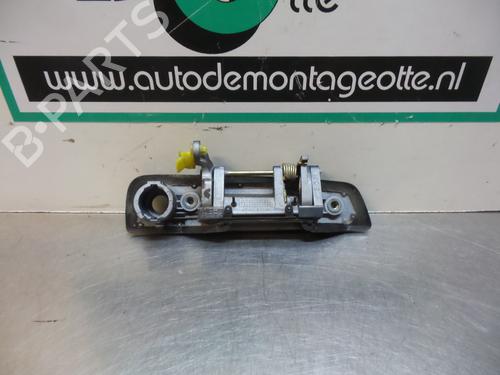 Front left exterior door handle MITSUBISHI SPACE WAGON (N9_W, N8_W) 2.4 GDI (N84W) | BP19606247C128 