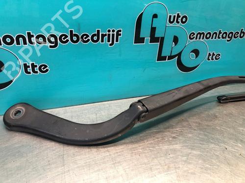 Front windshield wiper arm BMW 3 (E90) 318 i | BP28305665C143