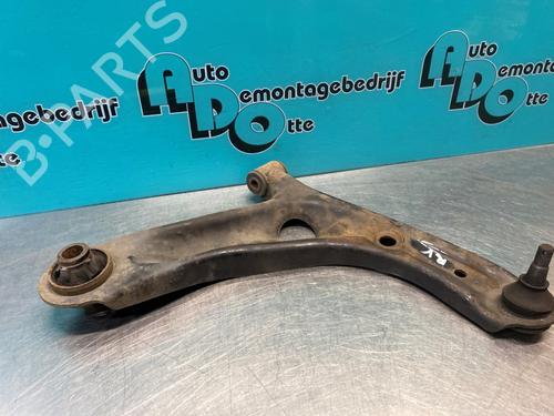 Used Right front suspension arm PEUGEOT 107 (PM_, PN_) 1.0 (68 hp) 28299119