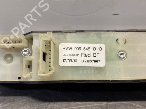 Switch VW CRAFTER 30-50 Van (2E_) 2.5 TDI | BP39065545I30 - Image 4