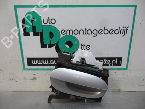 Used Front right exterior door handle BMW 5 (E39) 523 i (170 hp) 19612946
