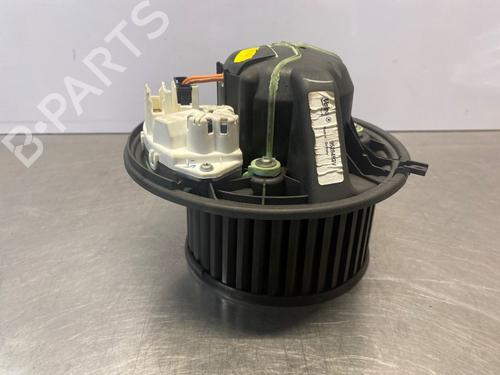 Used Heater blower motor Heater blower motor BMW 3 (E90) 318 i (143 hp) 33115980 33115980
