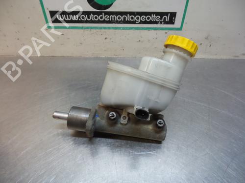 Used Brake master cylinder Brake master cylinder 19612076 19612076
