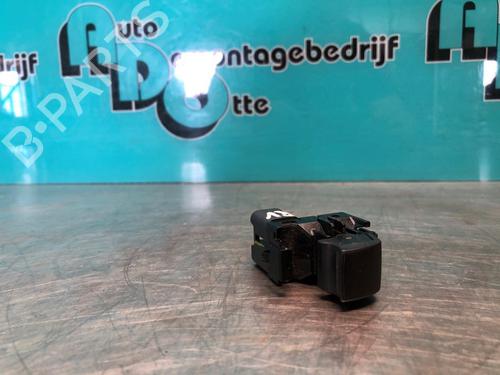 Used Switch MITSUBISHI MIRAGE / SPACE STAR VI Hatchback (A0_A) 1.0 (A05A) (71 hp) 28297445