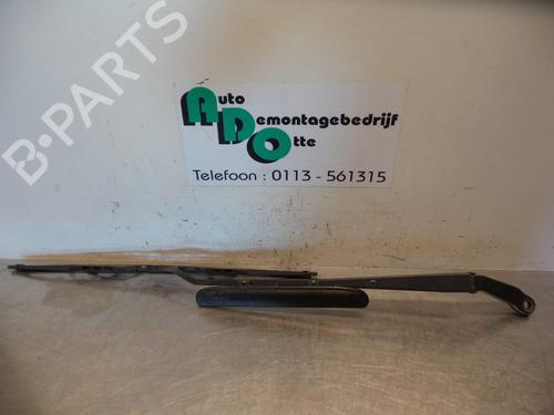 Used Front windshield wiper arm HONDA CIVIC VI Hatchback (EJ, EK) 1.4 i (EJ9) (75 hp) 30891358