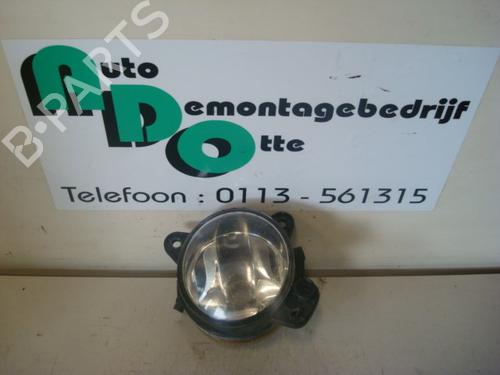 Used Right front fog light Right front fog light 19586238 19586238