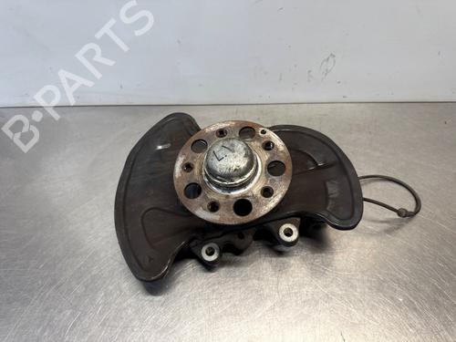 Left front steering knuckle MERCEDES-BENZ C-CLASS (W204) C 200 Kompressor (204.041) | BP29056528M25 