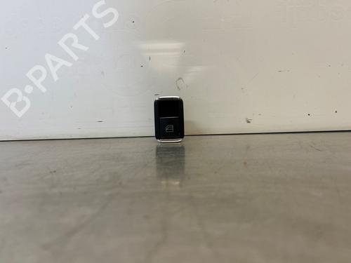 Used Switch MERCEDES-BENZ C-CLASS (W204) C 200 Kompressor (204.041) (184 hp) 29056500