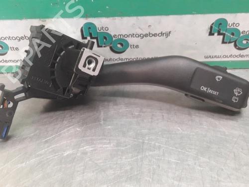 Used Steering column stalk Steering column stalk VW TOURAN (1T1, 1T2) 1.9 TDI (105 hp) 19616394 19616394