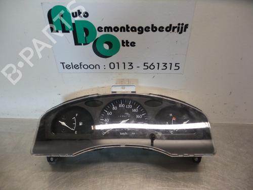 Used Instrument cluster TOYOTA STARLET (_P9_) 1.3 (EP91_, EP91R) (75 hp) 19592296