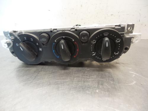Used Climate control Climate control 19591405 19591405