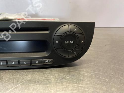 Radio ABARTH 500 / 595 / 695 1.4 (312.AXT1A) | BP38681007E6 - Image 2