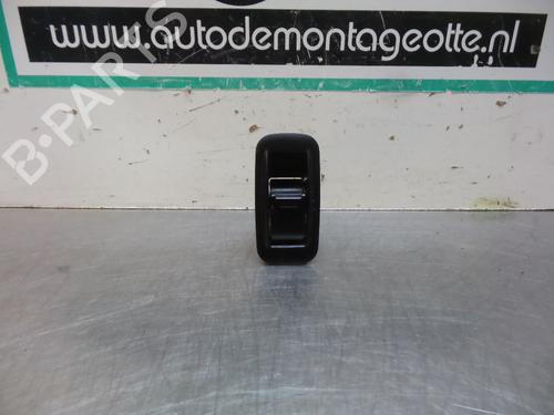 Used Switch TOYOTA AVENSIS (_T22_) 1.8 i (AT221_, AT221R) (110 hp) 19610256