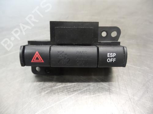 Used Warning switch Warning switch 19593262 19593262