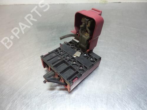 Zekeringkast TOYOTA YARIS (_P1_) 1.0 (SCP10_, SCP10R) (68 hp) 19610462