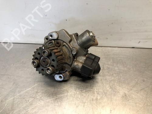 Używane Pompa paliwa VW POLO V (6R1, 6C1) 1.2 TDI (75 hp) 30052111