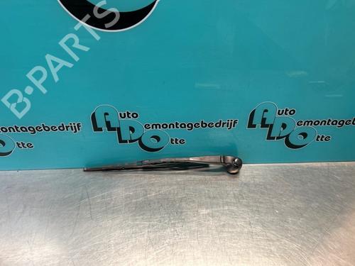 Used Rear windshield wiper arm VW POLO (9N_, 9A_) 1.4 16V (75 hp) 28298316