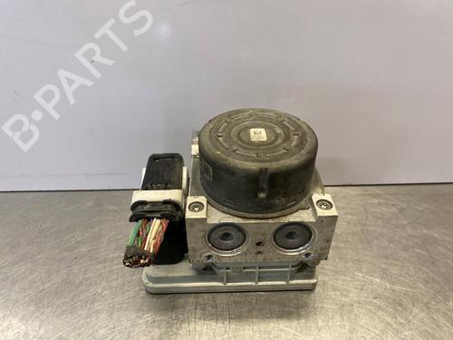 Used ABS pump CITROËN DS3 (SA_) 1.6 HDi 90 (92 hp) 33116013