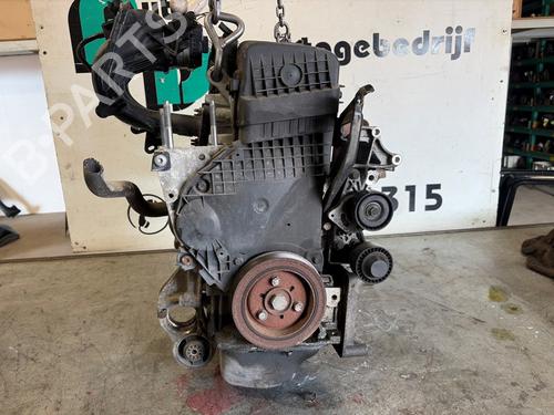 Motor Motor PEUGEOT 206+ (2L_, 2M_) 1.4 i (73 hp) 36964502 36964502