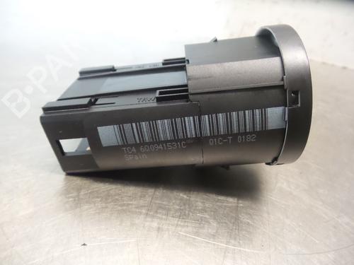 Headlight switch VW POLO (9N_, 9A_) 1.2 12V | BP19592724I24 