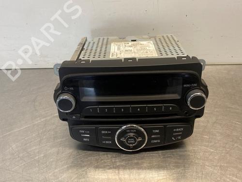 Bilradio CHEVROLET AVEO Saloon (T300) 1.2 (86 hp) 30167711
