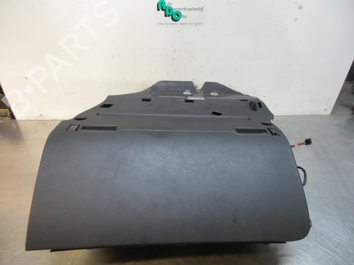 Used Glove box Glove box 19603379 19603379