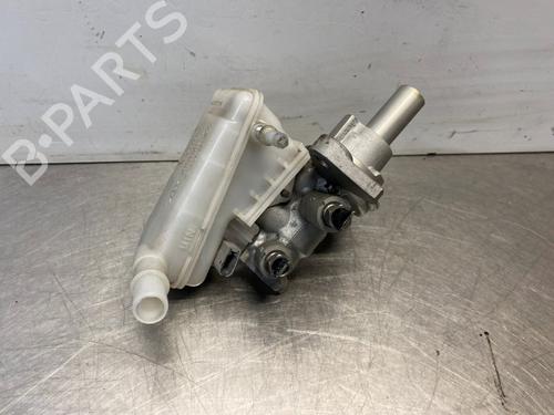 Used Brake master cylinder FORD FIESTA VI (CB1, CCN) 1.25 (82 hp) 29608415