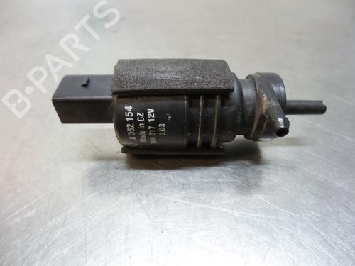 Used Washer pump Washer pump 19597796 19597796