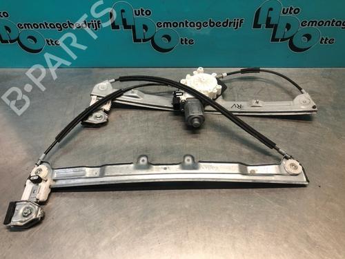Lève-vitre avant droit MITSUBISHI COLT VI (Z3_A, Z2_A) 1.3 (Z21A) (95 hp) 22764240