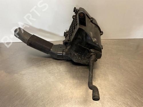 Used Air filter box VW POLO V (6R1, 6C1) 1.2 TDI (75 hp) 28300152