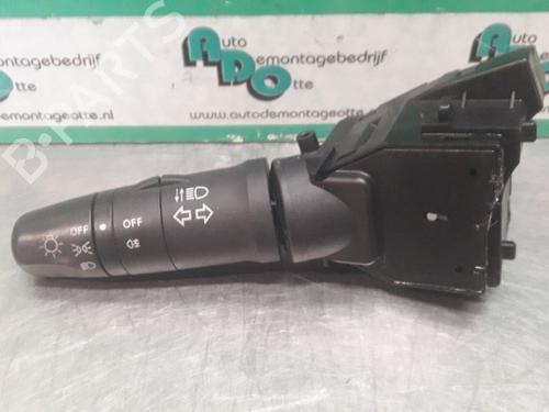 switch-nissan-almera-ii-hatchback-n16-15-25540av620-2000-19616170 main image